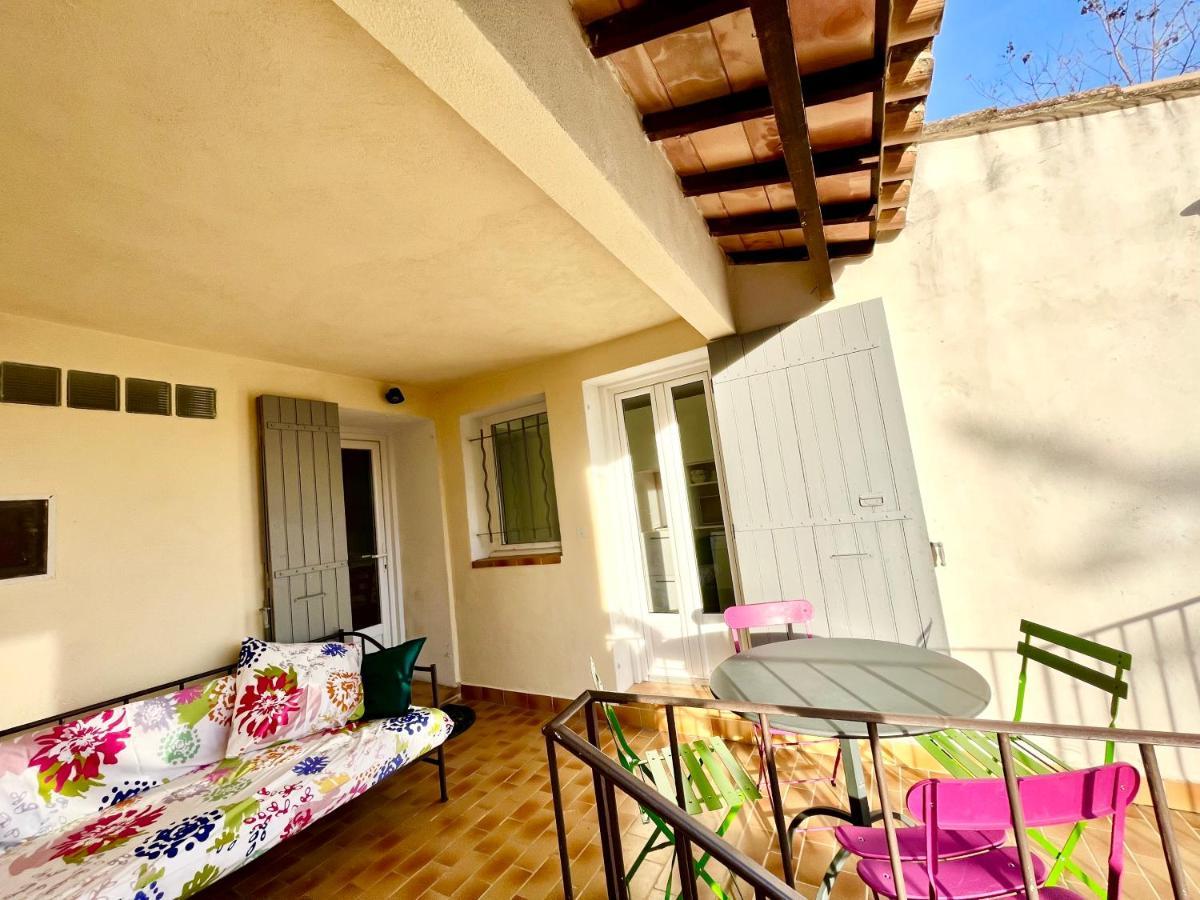 Maison De Village Mormoiron Exterior photo